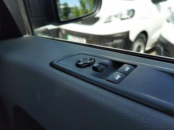 PEUGEOT EXPERT 2.0 BlueHDi 1400 Professional Standard Panel Van 6dr Diesel Manu