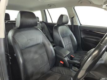 SKODA OCTAVIA 2.0 TDI Laurin & Klement Estate 5dr Diesel DSG Euro 4 (140 ps)