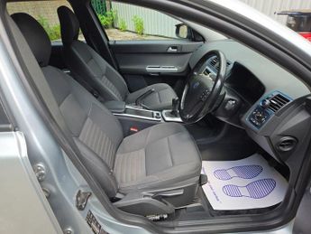 VOLVO V50 1.6D DRIVe SE Estate 5dr Diesel Manual Euro 4 (s/s) (109 ps)