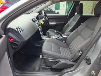 VOLVO V50 1.6D DRIVe SE Estate 5dr Diesel Manual Euro 4 (s/s) (109 ps)