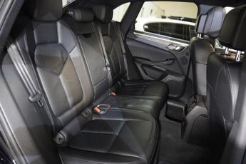 PORSCHE MACAN 3.0 TD V6 S SUV 5dr Diesel PDK 4WD Euro 6 (s/s) (258 ps)