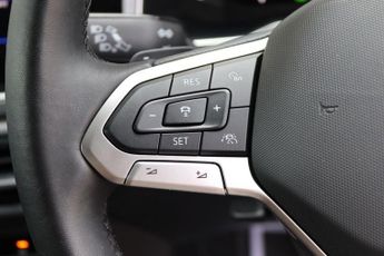 VOLKSWAGEN POLO 1.0 TSI R-LINE 5 DOOR