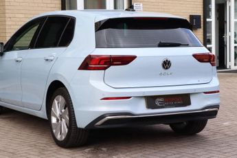 VOLKSWAGEN GOLF 1.5 TSI EHYBRID 19.7kWh STYLE