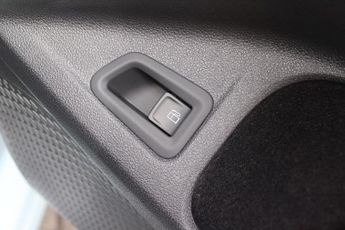 VOLKSWAGEN GOLF 1.5 TSI EHYBRID 19.7kWh STYLE