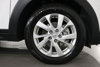 HYUNDAI TUCSON 1.6 T-GDi SE Nav SUV 5dr Petrol DCT Euro 6 (s/s) (177 ps)