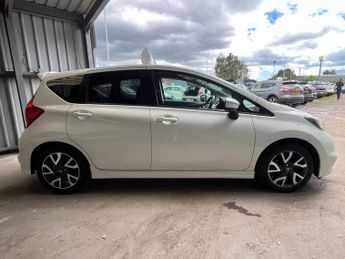 NISSAN NOTE 1.2 DIG-S Tekna Hatchback 5dr Petrol CVT Euro 5 (s/s) (98 ps)