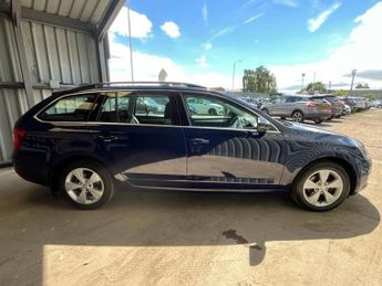 SKODA OCTAVIA 1.6 TDI SE Technology Estate 5dr Diesel DSG Euro 6 (s/s) (115 ps