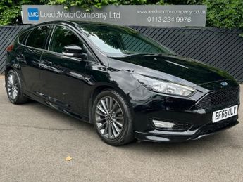 Ford Focus 1.5 TDCi ST-Line Hatchback 5dr Diesel Manual Euro 6 (s/s) (120 p