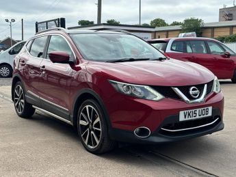 Nissan Qashqai 1.5 dCi Tekna SUV 5 Door Diesel Manual Red 2WD Low Tax