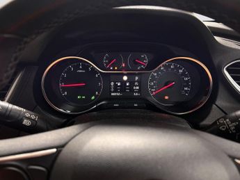 VAUXHALL GRANDLAND X 1.2 Turbo GPF Sport Nav SUV 5dr Petrol Auto Euro 6 (s/s) (130 ps
