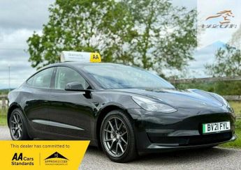 TESLA Model 3 (Dual Motor) Long Range Auto 4WDE 4dr