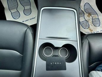 TESLA Model 3 (Dual Motor) Long Range Auto 4WDE 4dr