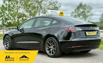 TESLA Model 3 (Dual Motor) Long Range Auto 4WDE 4dr