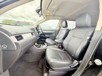 MITSUBISHI OUTLANDER 2.0h 12kWh GX4h CVT 4WD Euro 5 (s/s) 5dr