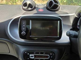 SMART FORFOUR 17.6kWh Pulse Premium Auto 5dr (22kW Charger)
