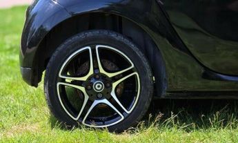SMART FORFOUR 17.6kWh Pulse Premium Auto 5dr (22kW Charger)