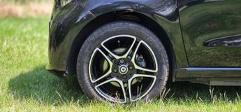 SMART FORFOUR 17.6kWh Pulse Premium Auto 5dr (22kW Charger)