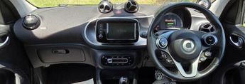 SMART FORFOUR 17.6kWh Pulse Premium Auto 5dr (22kW Charger)