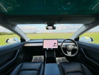 TESLA Model 3 (Dual Motor) Long Range Auto 4WDE 4dr