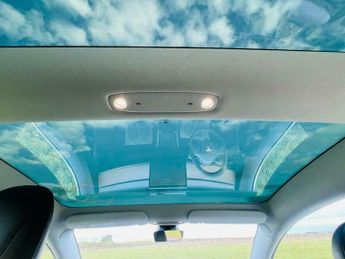 TESLA Model 3 (Dual Motor) Long Range Auto 4WDE 4dr