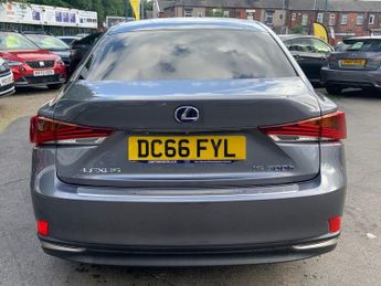 LEXUS IS 2.5 300h Advance Saloon 4dr Petrol Hybrid E-CVT Euro 6 (s/s) (22
