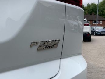 JAGUAR E-PACE 2.0 P300 GPF R-Dynamic HSE SUV 5dr Petrol Auto AWD Euro 6 (s/s) 