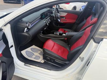MERCEDES-BENZ CLA 2.0 CLA250 AMG Line (Premium Plus 2) Coupe 4dr Petrol 7G-DCT Eur
