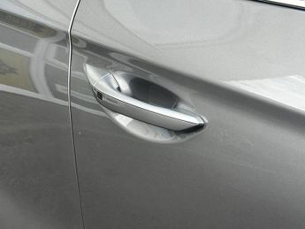 HYUNDAI IONIQ 38.3kWh Premium Hatchback 5dr Electric Auto (136 ps)