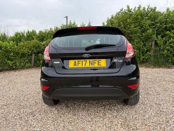 FORD FIESTA 1.0T EcoBoost Zetec Hatchback 5dr Petrol Powershift Euro 6 (100 