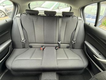 BMW 1 SERIES 1.6 116i SE Hatchback 5dr Petrol Auto Euro 6 (s/s) (136 ps)
