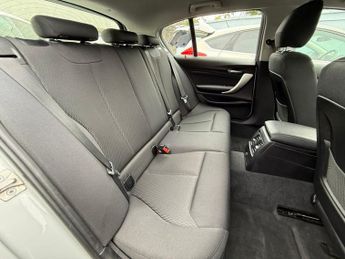 BMW 1 SERIES 1.6 116i SE Hatchback 5dr Petrol Auto Euro 6 (s/s) (136 ps)