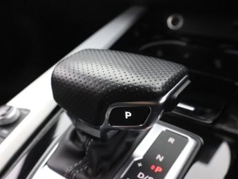 AUDI A4 2.0 TDI 35 S line Saloon 4dr Diesel S Tronic Euro 6 (s/s) (163 p