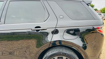 LAND ROVER DISCOVERY SPORT 1.5 P300e 12.2kWh R-Dynamic SE SUV 5dr Petrol Plug-in Hybrid Aut