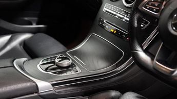 MERCEDES-BENZ GLC 2.1 GLC250d AMG Line SUV 5dr Diesel G-Tronic+ 4MATIC Euro 6 (s/s