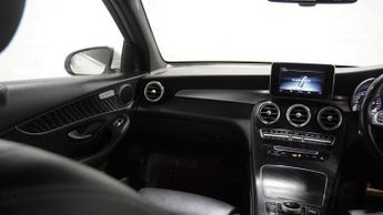 MERCEDES-BENZ GLC 2.1 GLC250d AMG Line SUV 5dr Diesel G-Tronic+ 4MATIC Euro 6 (s/s