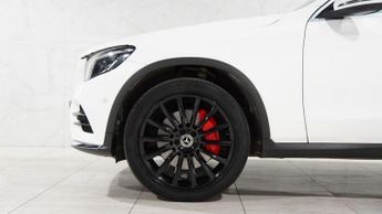 MERCEDES-BENZ GLC 2.1 GLC250d AMG Line SUV 5dr Diesel G-Tronic+ 4MATIC Euro 6 (s/s