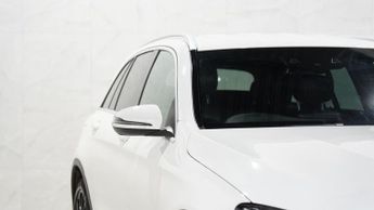 MERCEDES-BENZ GLC 2.1 GLC250d AMG Line SUV 5dr Diesel G-Tronic+ 4MATIC Euro 6 (s/s