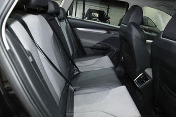 SKODA ENYAQ iV 62kWh 60 Nav Loft SUV 5dr Electric Auto (179 ps)