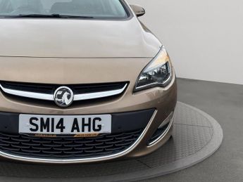 VAUXHALL ASTRA 1.6 16v SRi Hatchback 5dr Petrol Auto Euro 5 (115 ps)