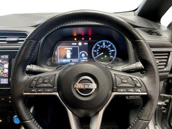 NISSAN LEAF 39kWh N-Connecta Hatchback 5dr Electric Auto (150 ps)