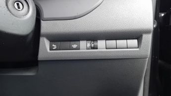 VAUXHALL VIVARO LIFE 1.5 Turbo D Edition M MPV 5dr Diesel Manual SWB Euro 6 (s/s) (9 