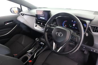 TOYOTA COROLLA 1.8 VVT-h Icon Tech Touring Sports CVT Euro 6 (s/s) 5dr