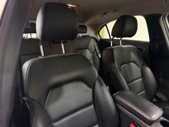 MERCEDES-BENZ A CLASS 1.5 A180d Sport Hatchback 5dr Diesel 7G-DCT Euro 6 (s/s) (109 ps