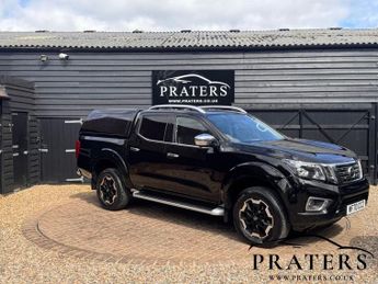 Nissan Navara 2.3 dCi Tekna Pickup Double Cab 4dr Diesel Manual 4WD Euro 6 (s/