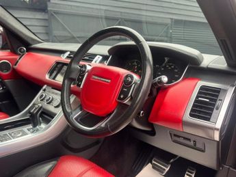 LAND ROVER RANGE ROVER SPORT 3.0 SD V6 Autobiography Dynamic SUV 5dr Diesel Auto 4WD Euro 5 (