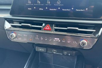 KIA NIRO 64.8kWh 4 SUV 5dr Electric Auto (201 bhp) Reverse Camera, Front 