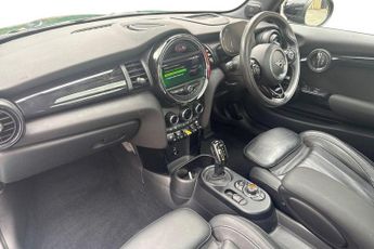 MINI Electric Hatch Cooper SE 32.6kWh Level 3 Hatchback 3dr Electric Auto (184 ps) P