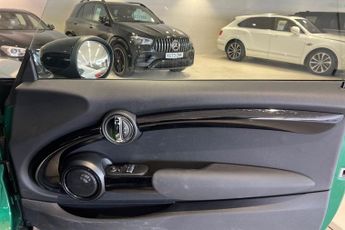 MINI Electric Hatch Cooper SE 32.6kWh Level 3 Hatchback 3dr Electric Auto (184 ps) P