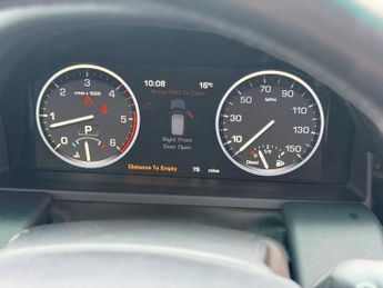 LAND ROVER RANGE ROVER 4.4 TD V8 Westminster SUV 5dr Diesel Auto 4WD Euro 5 (313 bhp)