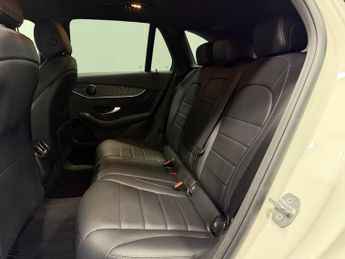 MERCEDES-BENZ GLC 2.1 GLC250d AMG Line SUV 5dr Diesel G-Tronic+ 4MATIC Euro 6 (s/s